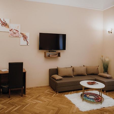 Dozsa Apartman Segedín Exteriér fotografie
