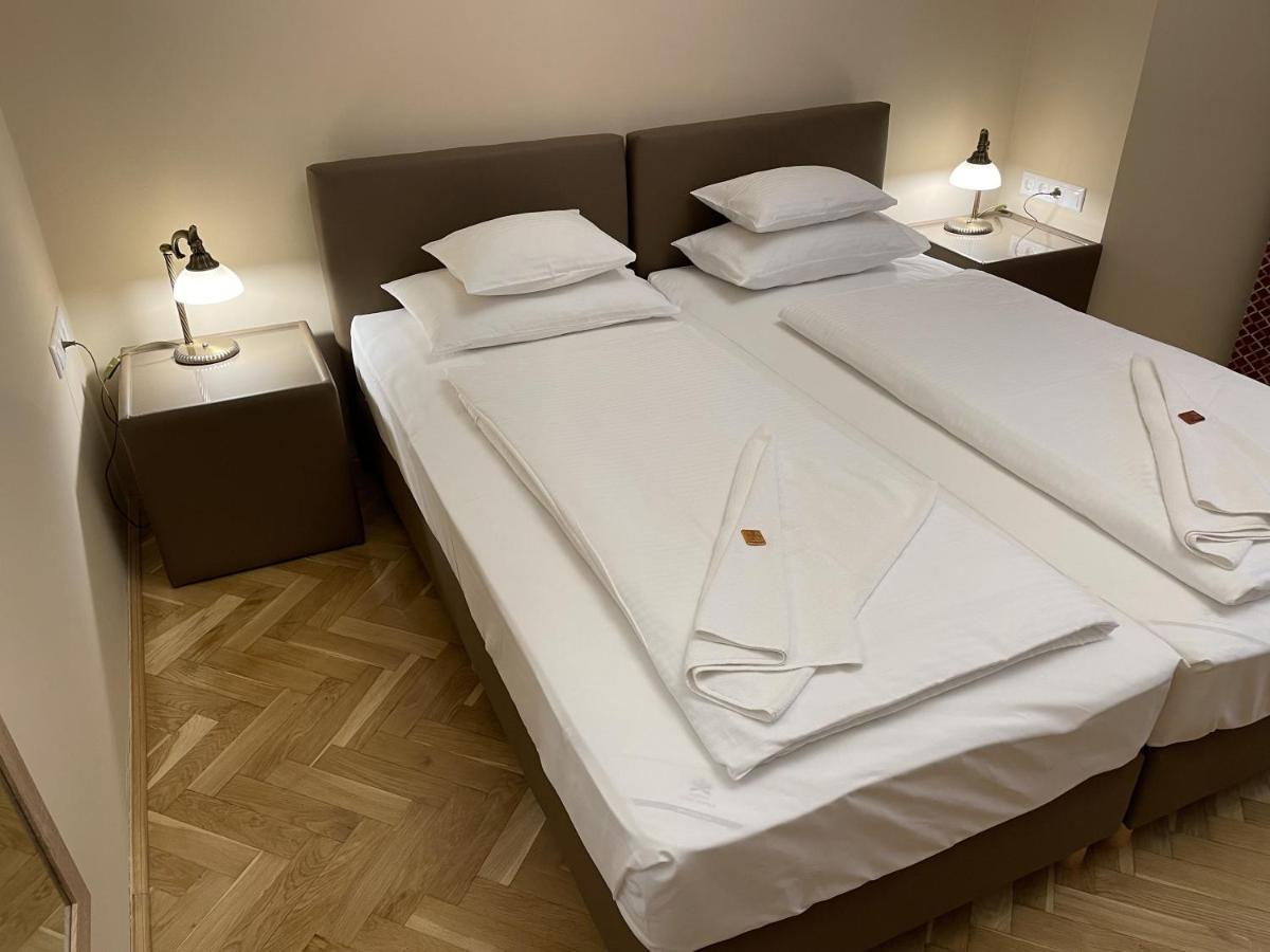 Dozsa Apartman Segedín Exteriér fotografie
