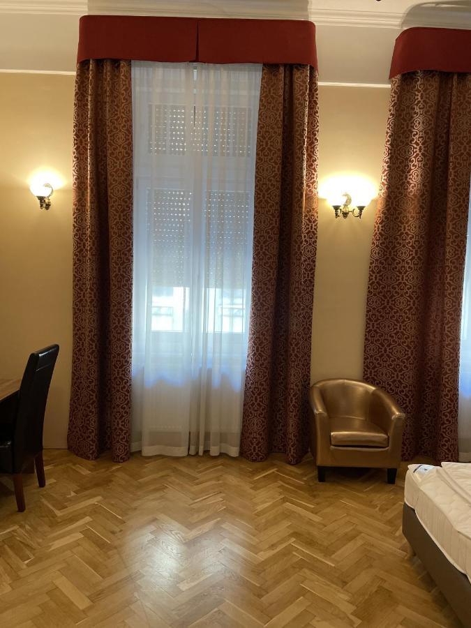Dozsa Apartman Segedín Exteriér fotografie