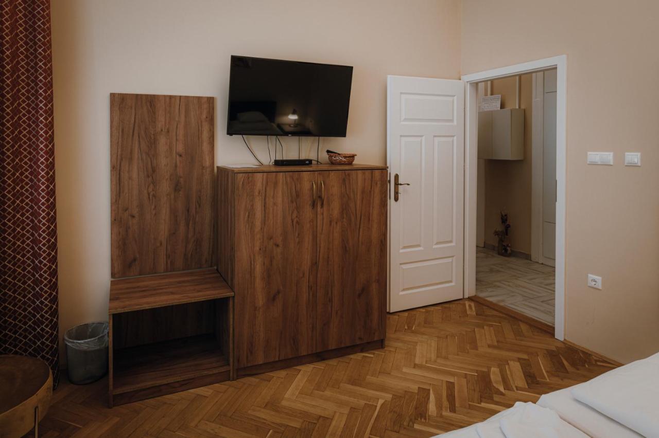 Dozsa Apartman Segedín Exteriér fotografie