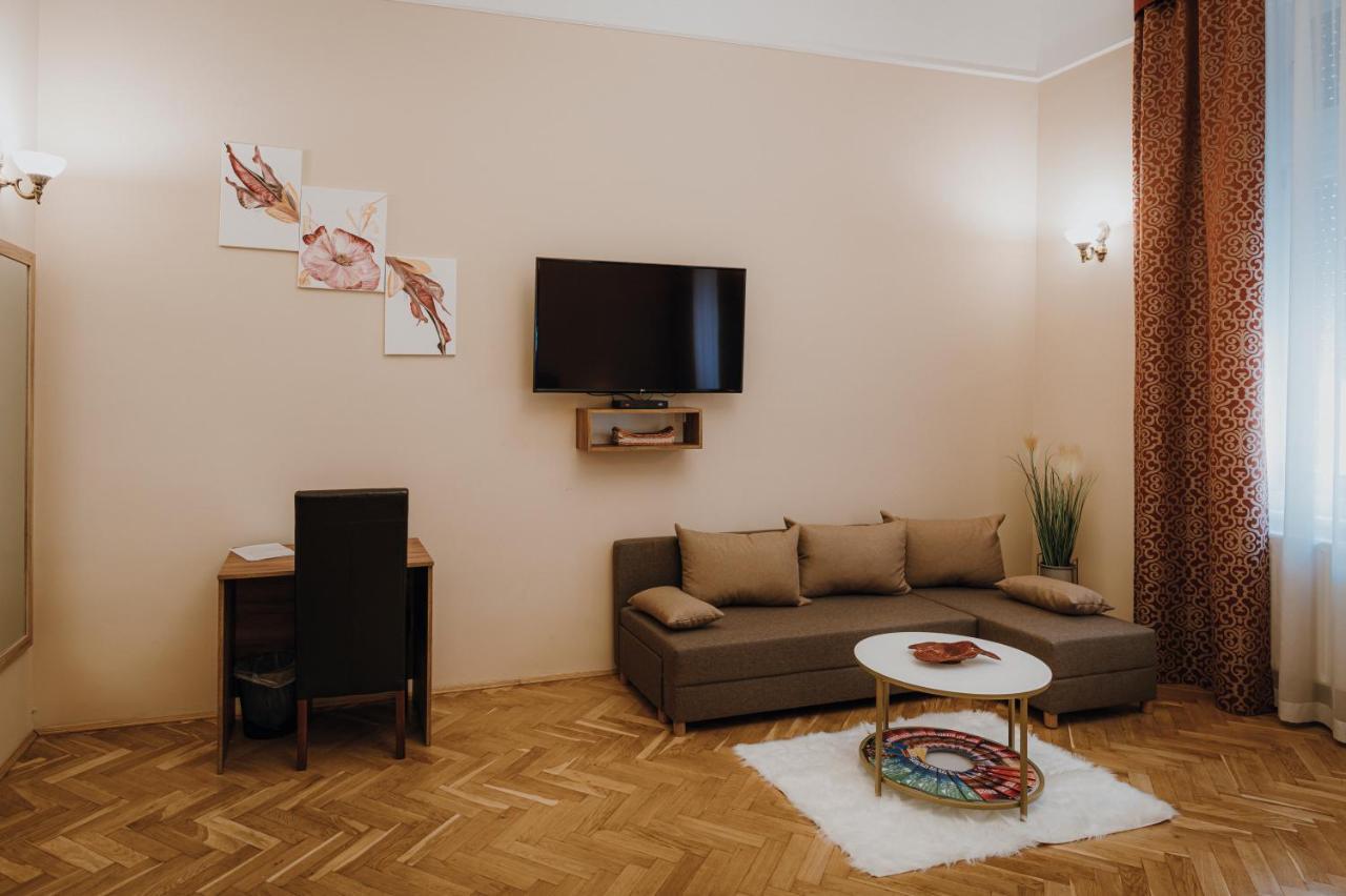 Dozsa Apartman Segedín Exteriér fotografie