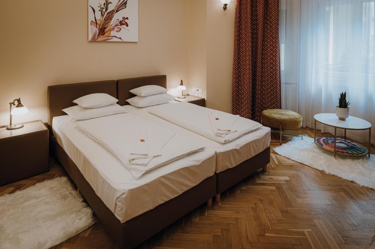 Dozsa Apartman Segedín Exteriér fotografie