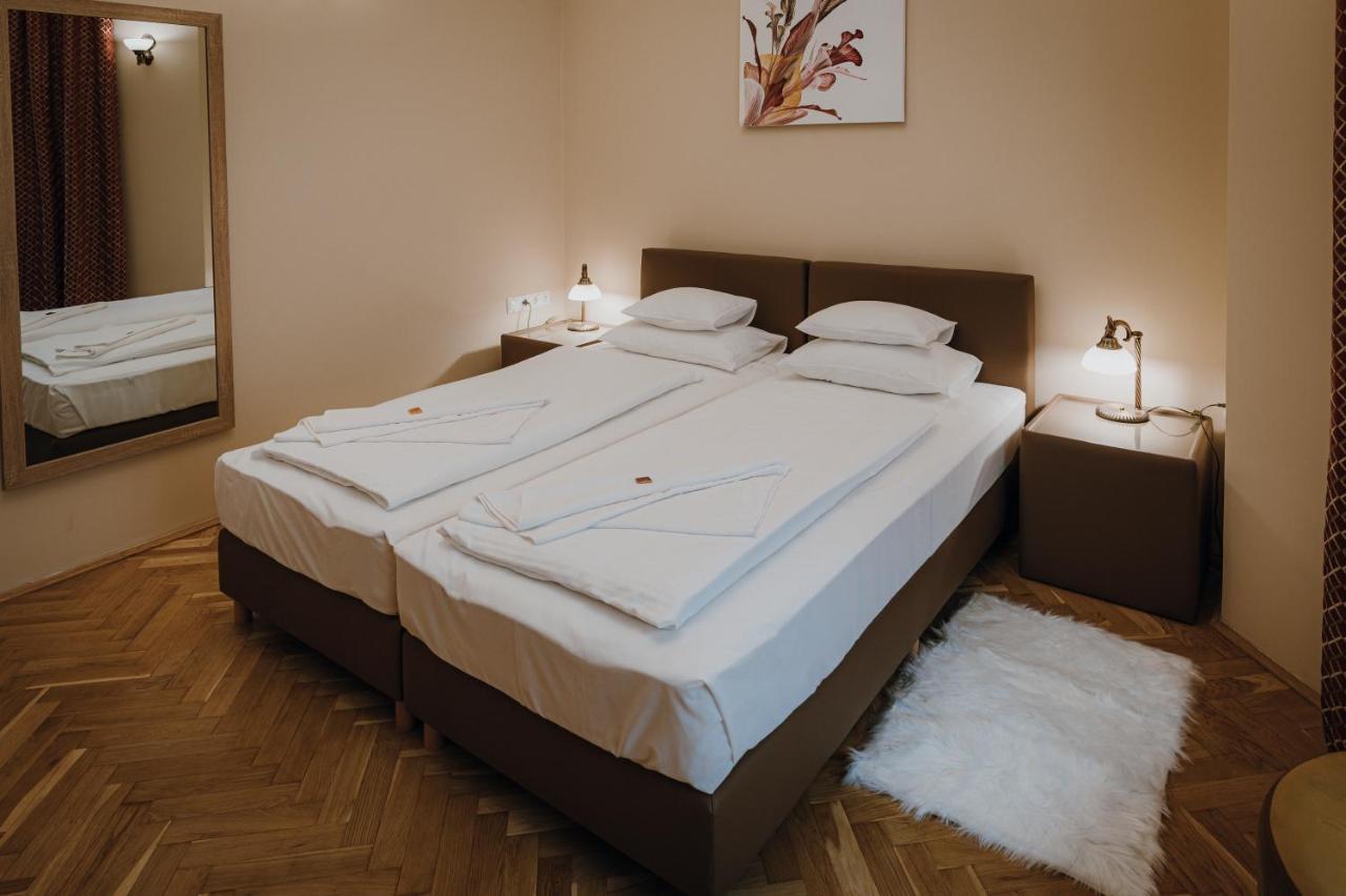 Dozsa Apartman Segedín Exteriér fotografie