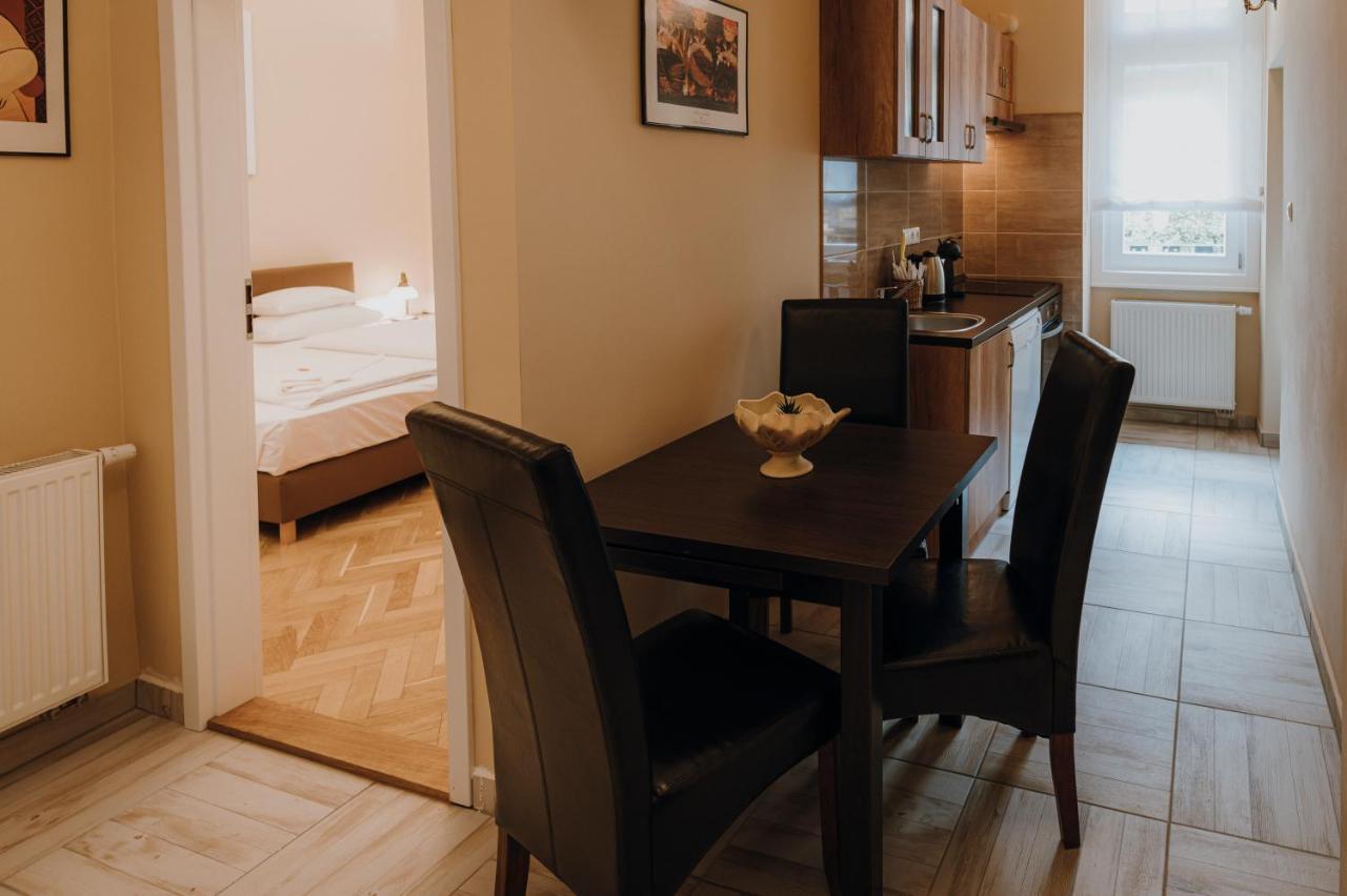 Dozsa Apartman Segedín Exteriér fotografie