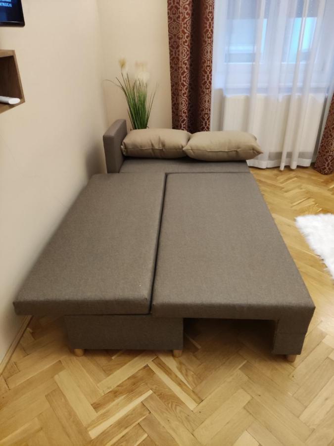 Dozsa Apartman Segedín Exteriér fotografie